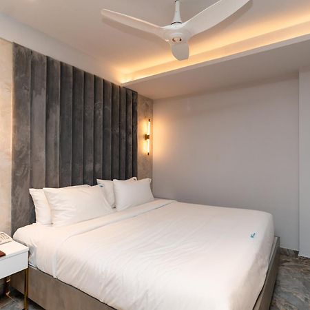 Hotel Ocean Blue Visakhapatnam Buitenkant foto