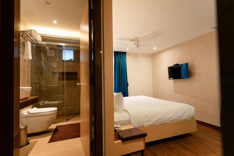 Hotel Ocean Blue Visakhapatnam Buitenkant foto